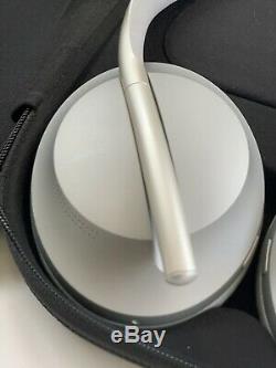 Bose 700 Noise Cancelling Over-Ear Wireless Bluetooth Headphones Remote Silver