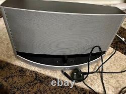 Bose Series I0 SoundDock With Bose Bluetooth Adapter & a New Remote. G C & P W O