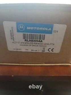 Motorola APX, BlueTooth Wireless Remote Speaker Mic RLN6554A, dual charger, clip