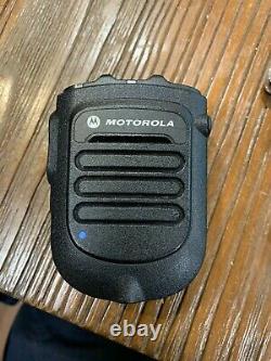 Motorola Bluetooth Wireless Remote Speaker Mic Kit