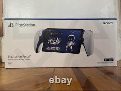 PlayStation Portal Remote Player Controller White (1000041319) IN HAND