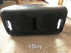 Sony GTK-XB7 Bluetooth Speaker 500watt excellent condition wires and remote
